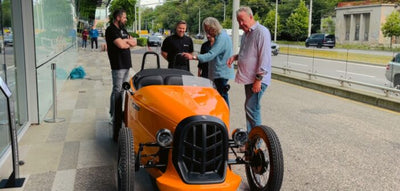 Tesla magazine: The famous "ex-troika" from Top Gear got acquainted with the Slovak Patak Rodster electric car